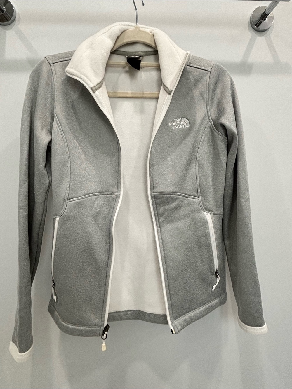 The North Face Light Gray and Cream Fleece Utility Jacket